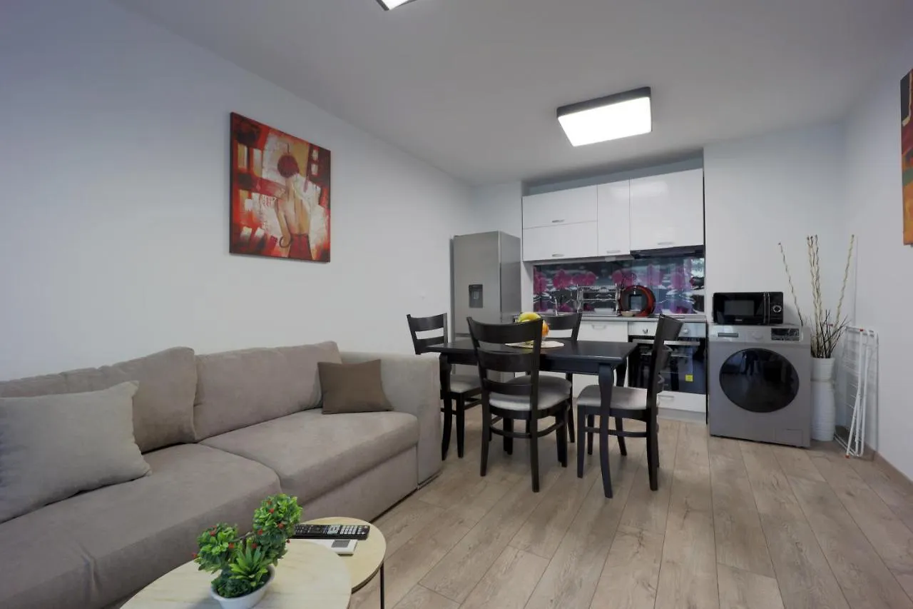 Apartments Relax 3&4 Varna