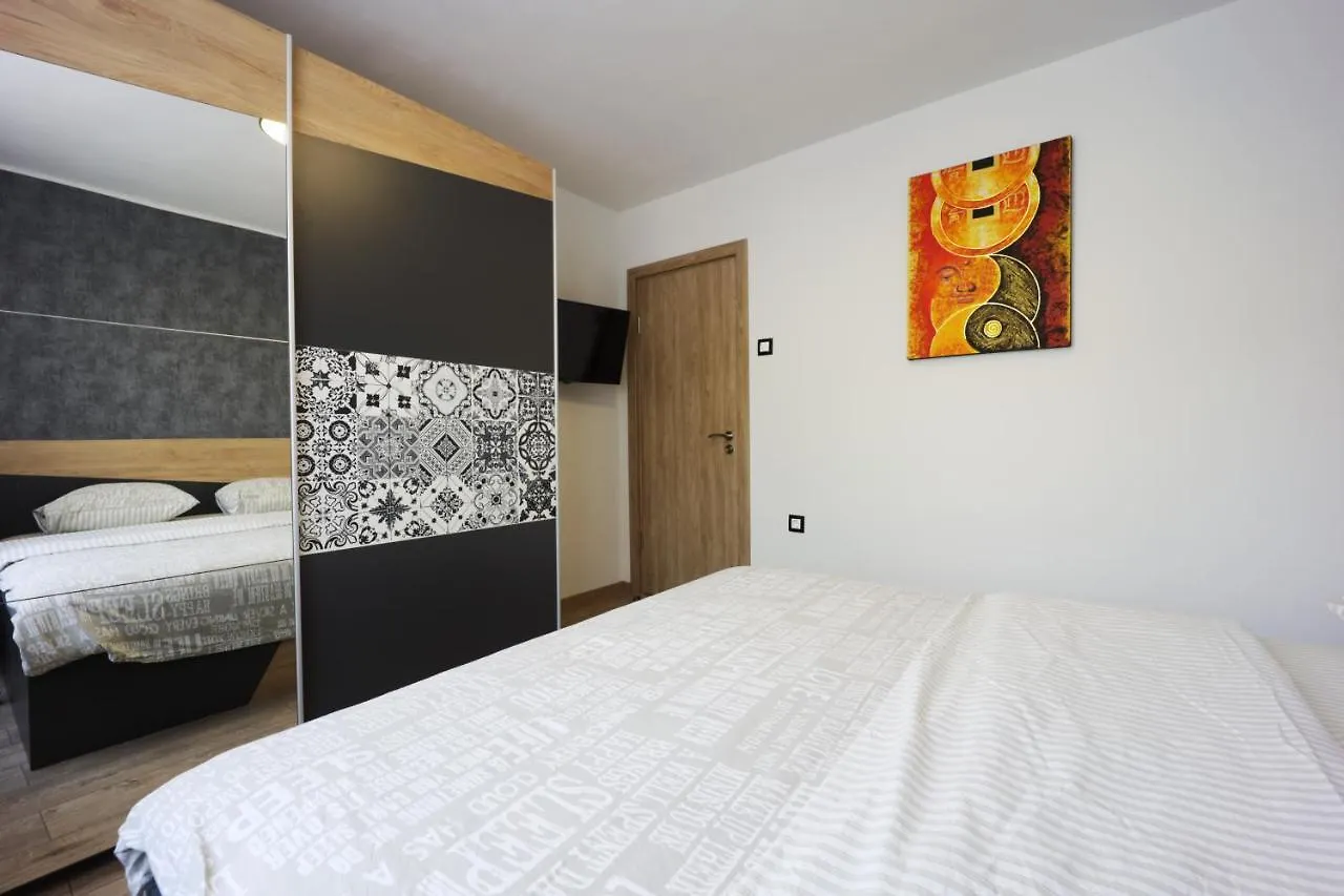 Apartments Relax 3&4 Varna